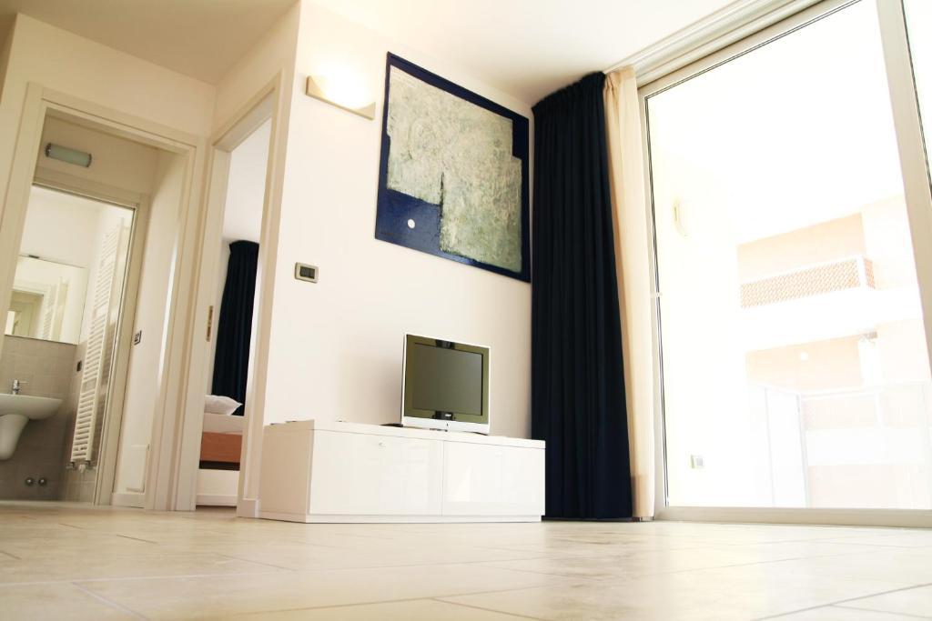 Residence Hotel Hungaria Grado Quarto foto